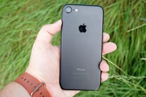 iPhone 7 in Jet Black color showing front and back